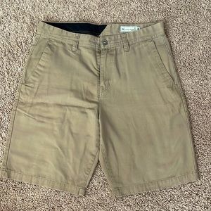 Volvom short. Size 34